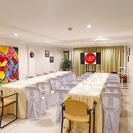Lavie Hotel Vigan Exterior foto