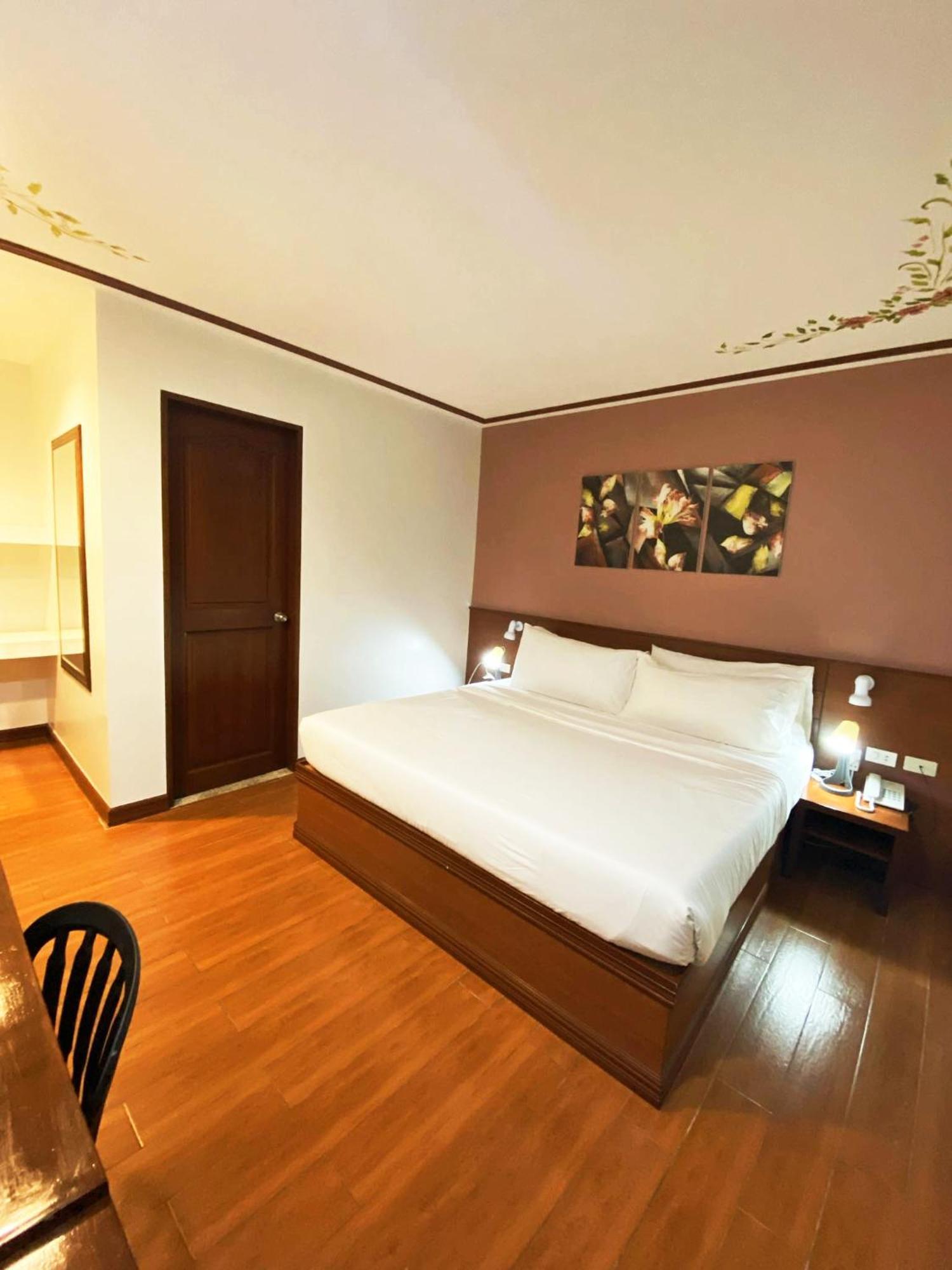 Lavie Hotel Vigan Exterior foto