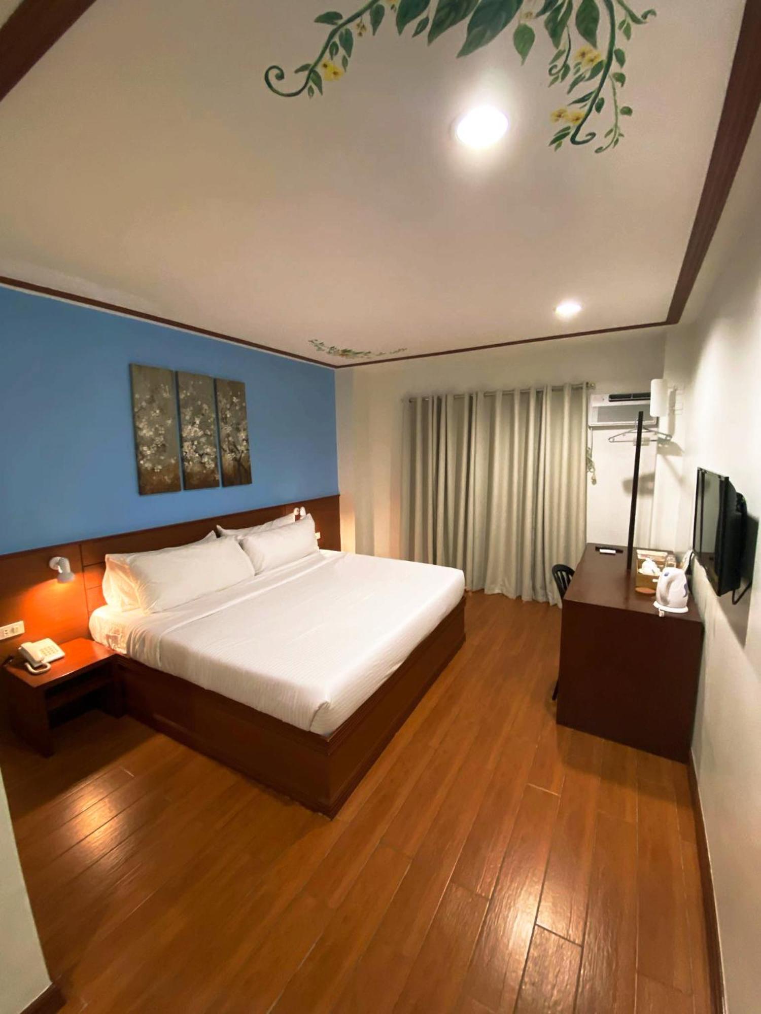 Lavie Hotel Vigan Exterior foto